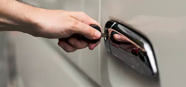 Why Choose Our Auto Locksmith Team in South Bradenton, FL?