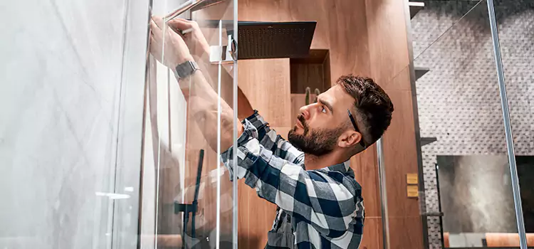 Replace Shower Doors with Frameless South Bradenton